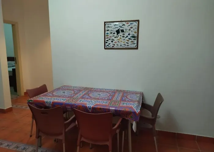Apartment Private Entrance Close To Services